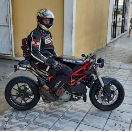 DUCATI SUPERBIKE 1098 DUCATI SUPERBIKE 1098